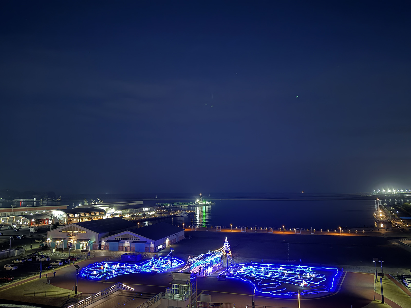加工前の小名浜港の夜景